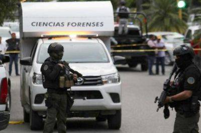 Банды убили 13 полицейских в Мексике