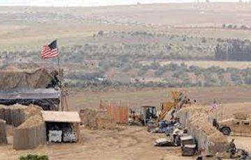 В Сирии атакованы базы США: Байден срочно прервал выступление