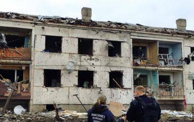 РФ обстреляла Боровую на Харьковщине, есть раненые