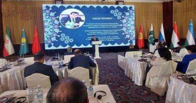 Делегация Академии государственного управления Таджикистана приняла участие в международном семинаре в Узбекистане