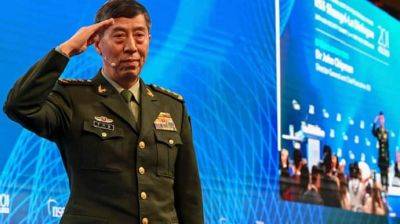 Ли Шанф - В Китае уволили министра обороны, который исчез - pravda.com.ua - Китай - Reuters