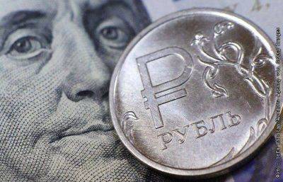 Рубль растет к доллару и юаню после спокойного старта