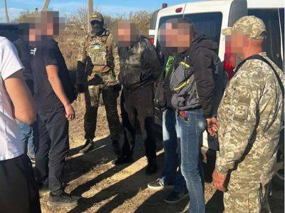Полицейский вывозил уклонистов из Одессы в Молдову | Новости Одессы