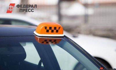 Коллапс на дорогах Владивостока спровоцировал рост цен на такси