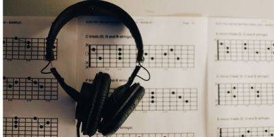 Меломаны, радуйтесь. Прослушивание любимой музыки может уменьшить боль — исследование