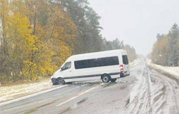 День жестянщика: белорусские водители показали последствия первого снега