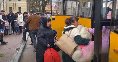 "Все плохо, легко не будет": почему украинцы хотят обратно на Родину