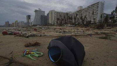 Ураган "Отис" обрушился на побережье Мексики