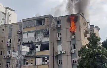 Ракета ХАМАС попала в жилой дом в Тель-Авиве