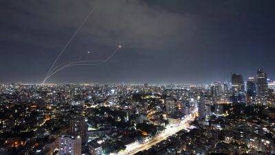 ЦАХАЛ усиливает удары по сектору Газа и расширяет наземные операции