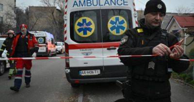 На Закарпатье фура столкнулась с рейсовым автобусом, который ехал в Рим: есть жертвы (ФОТО)
