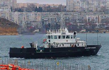 ВМС Украины отреагировали на вероятный подрыв российского корабля