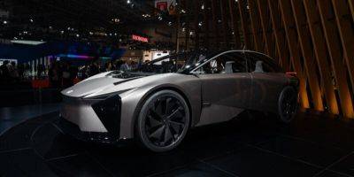 1000 км на одной зарядке. Lexus показал концепт нового электрокара с футуристическим дизайном