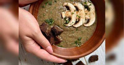 Сезон грибов в разгаре: готовим вкусный и ароматный суп