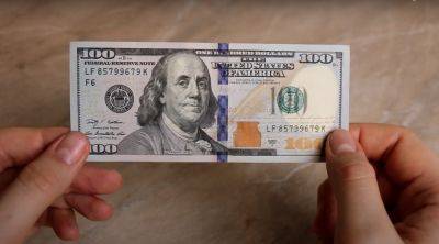 Доллар лихорадит по полной: обменки и банки обновили курс валют на воскресенье, 29 октября