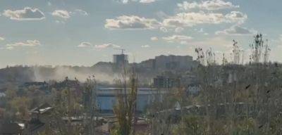 В оккупированном Донецке прогремели взрывы: в сети показали последствия удара