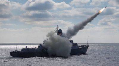 Россия возобновила дежурство ракетоносителей в Черном море: сколько там «Калибров»