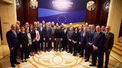 Politico: до декабря может быть объявлено о переговорах ЕС с Украиной