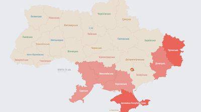 На юге Украины звучала тревога, в Одессе слышали взрывы