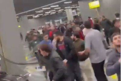 У РФ розлючений натовп увірвався в аеропорт для розправи над пасажирами рейсу з Тель-Авіва