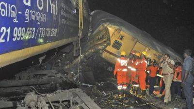 Железнодорожная катастрофа на юге Индии