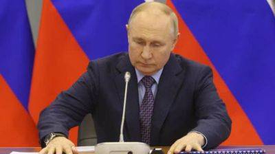 Путин заявил о влиянии Украины и "западных спецслужб" на погромы в Дагестане