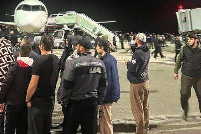 Беспорядки в аэропорту Махачкалы: в мвд рф заявили о задержании 83 человек