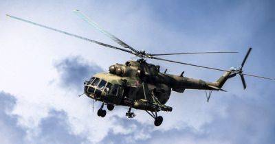 С атакованного аэродрома в Бердянске за две недели "исчезли" десятки вертолетов ВС РФ (фото)