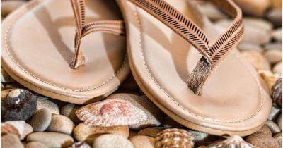 Вьетнамки из каменного века: ученые воспроизвели обувь первых людей Африки