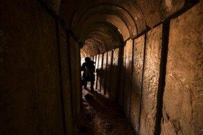 Израиль утверждает, что атаковал боевиков ХАМАС в туннелях Газы
