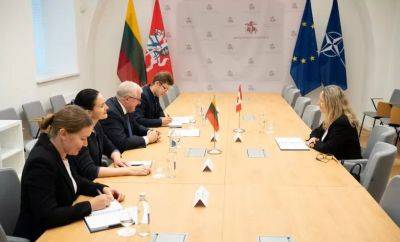 Глава Минобороны Литвы обсудил с первым послом Канады оборонное сотрудничество
