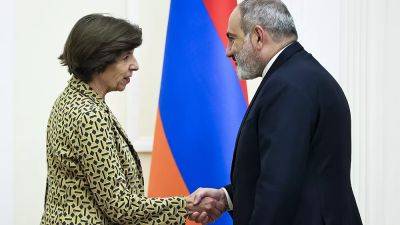 Франция передаст Армении военную технику, "чтобы она могла защитить себя"