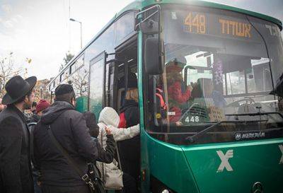 Петах-Тиква: пассажир порезал водителя из-за отказа остановить автобус