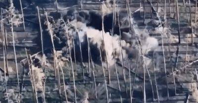 "Азов" применил гранатомет Mk 19 и уничтожил блиндаж россиян (видео)
