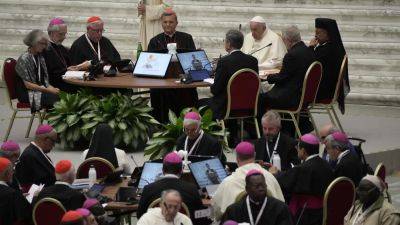 Папа римский Франциск призвал к более "открытой" церкви