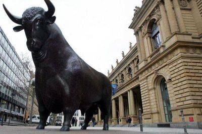 Европейский рынок акций снизился третий день подряд