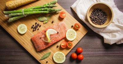 Самые полезные для здоровья: диетологи назвали ТОП-5 видов мяса и рыбы