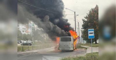 Во Львове вспыхнул автобус с пассажирами