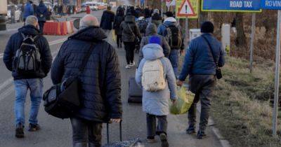 Пора домой: в Швейцарии обещают платить беженцам до 4 тысяч евро за отъезд на Родину