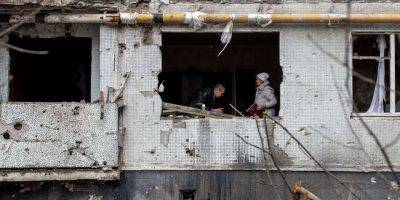 В Харькове из-под завалов разрушенного Россией дома достали тело погибшего ребенка. В городе уже девять пострадавших