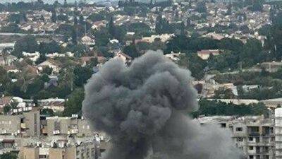 Массированный ракетный обстрел юга и центра Израиля, объявлено военное положение