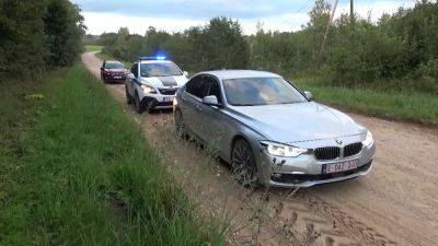 Полиция Латвии задержала десятки мигрантов и контрабандистов