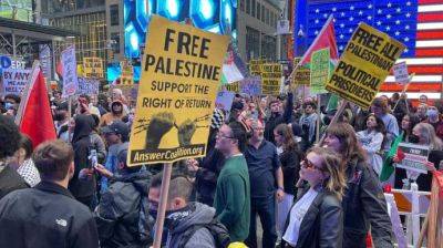В Нью-Йорке устроили пропалестинский митинг, напротив была акция израильтян