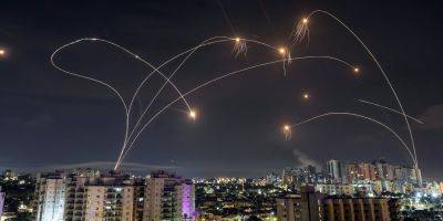 Израиль попросил у США высокоточные бомбы и ракеты-перехватчики