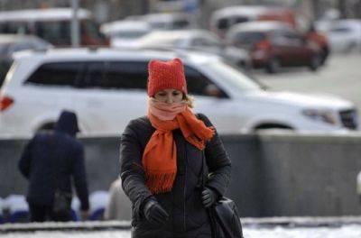 "Достаем зимние куртки и шапки!" В Украину несется трескучий холод