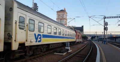 На вокзалах и в поездах: "Укрзалізниця" объявила об изменениях, кто такие маршалы