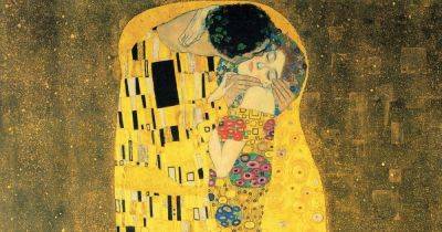 "Поцелуй" Климта. В чем триумф и трагедия знаменитых любовников, изображенных на культовой картине
