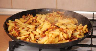 Добавьте две секретные специи и блюдо будет идеальным: тайный рецепт золотистого жареного картофеля