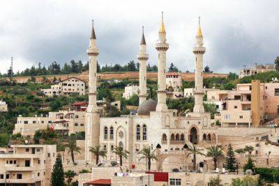 Ракетный залп по Иерусалиму: трое тяжело ранены, ракета попала в мечеть Кадырова в Абу Гош