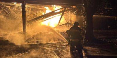 Россия атаковала нефтеперерабатывающий завод в Кременчуге. Начался пожар